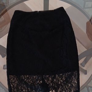 GUESS lace pencil skirt